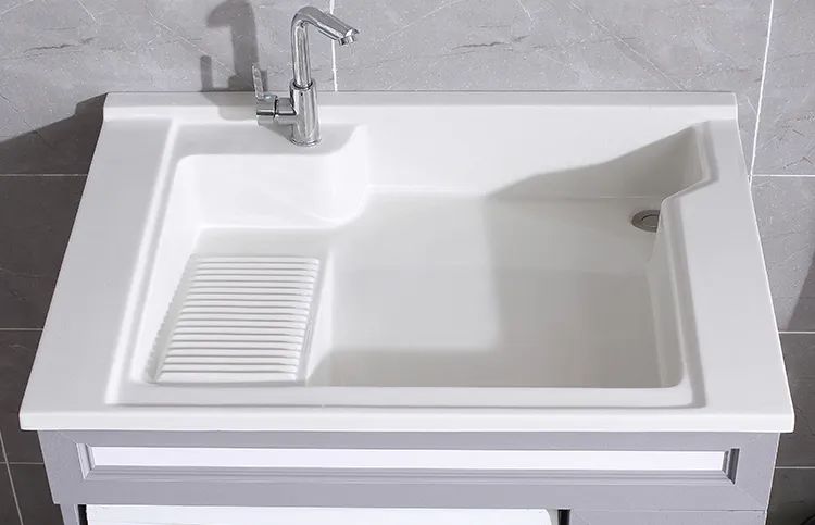 Which material should you choose for bathroom countertops?